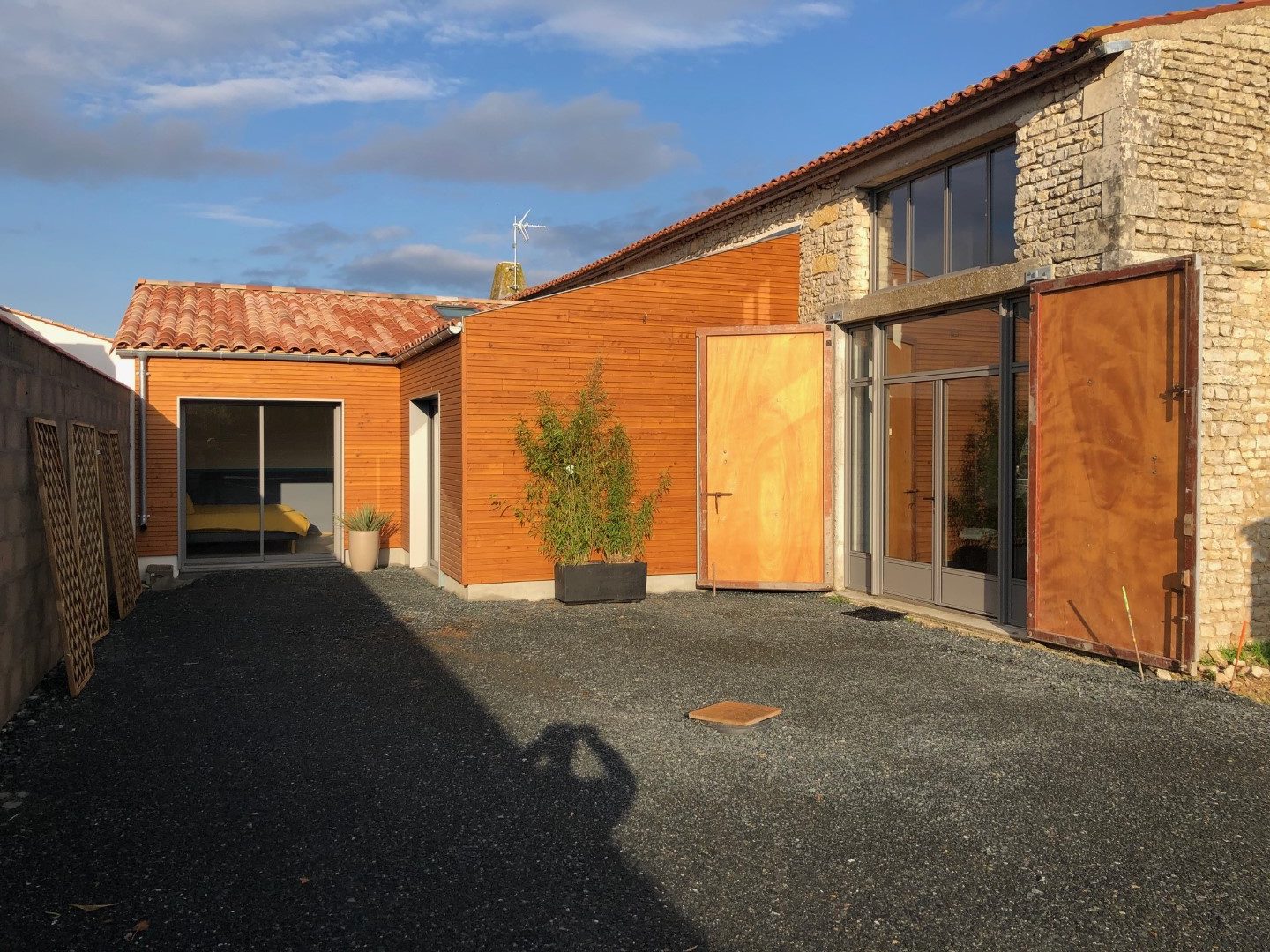 Extension en ossature bois d’une maison en pierre